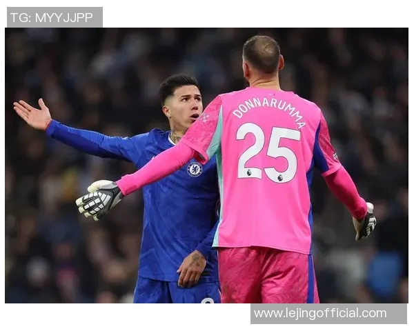 友谊赛精彩回顾曼城与切尔西战成平局乌龙球成比赛转折点分析