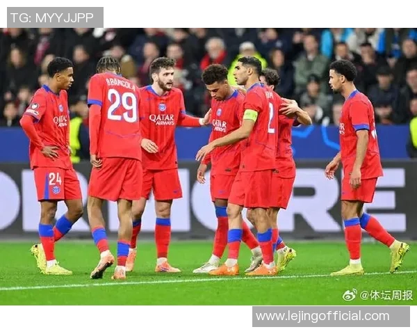 德甲激战巴黎圣日耳曼大胜尤文图斯红牌争议引发全场热议与十大精彩进球回顾